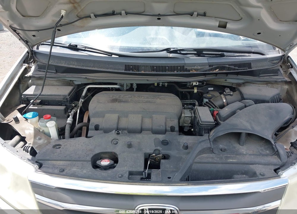 2011 HONDA ODYSSEY VIN: 5FNRL5H42BB010682