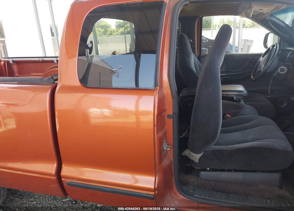 2000 DODGE DAKOTA SLT/SPORT VIN: 1B7GL22X8YS776887