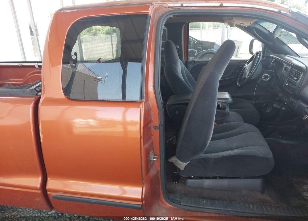 2000 DODGE DAKOTA SLT/SPORT VIN: 1B7GL22X8YS776887