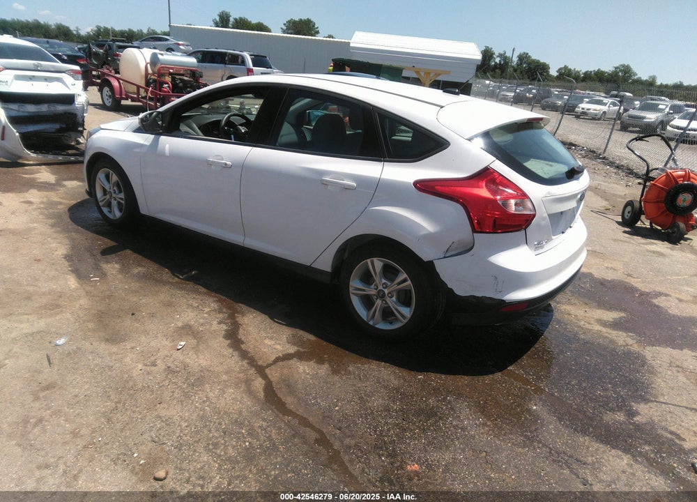 2014 FORD FOCUS VIN: 1FADP3K28EL369116