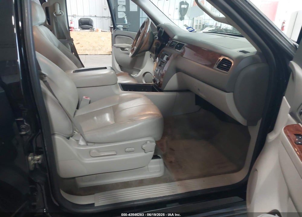 2014 CHEVROLET TAHOE VIN: 1GNSCBE07ER249202