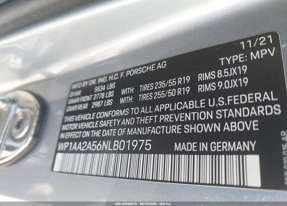 2022 PORSCHE MACAN VIN: WP1AA2A56NLB01975