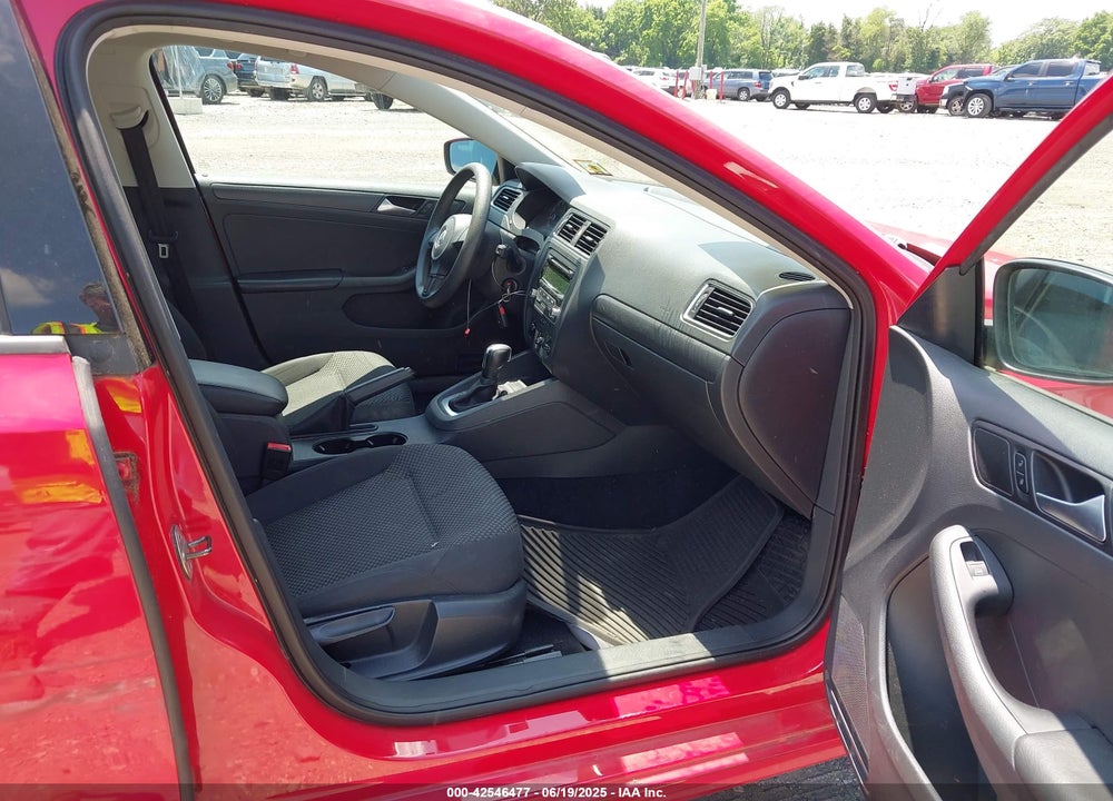 2013 VOLKSWAGEN JETTA VIN: 3VW2K7AJ9DM312904