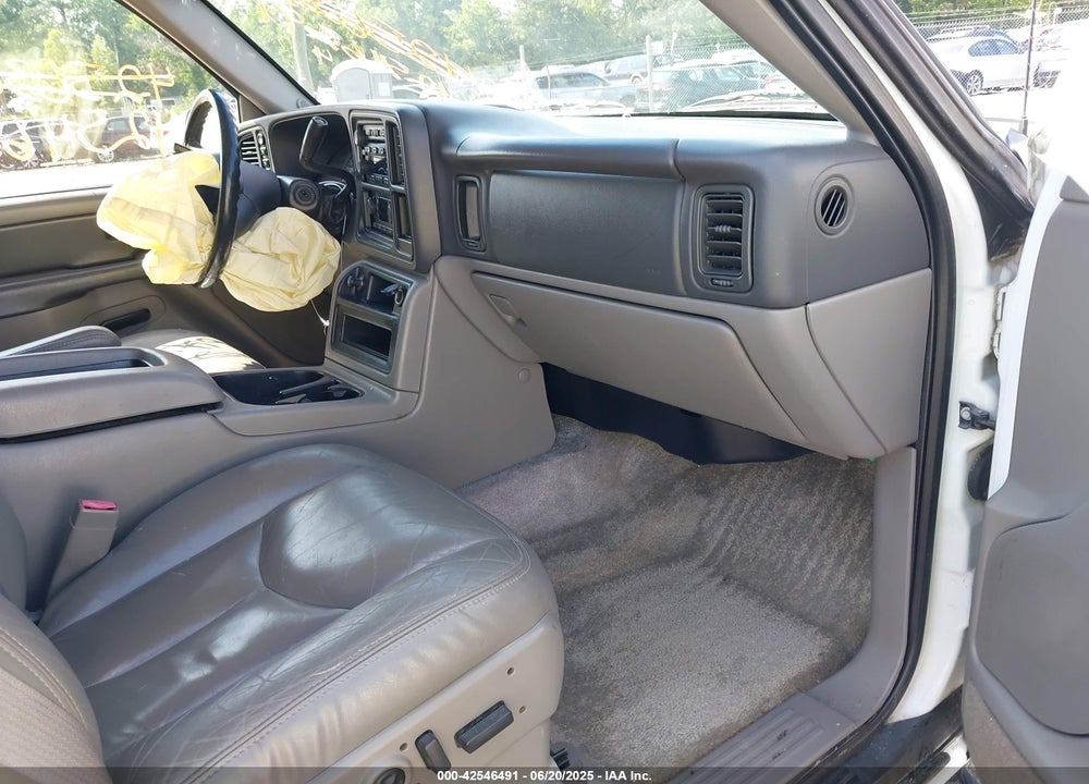 2003 CHEVROLET TAHOE LT VIN: 1GNEK13Z53J312627