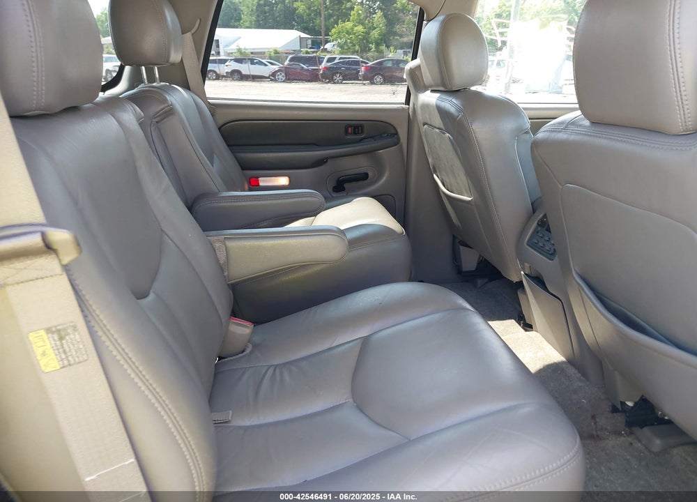 2003 CHEVROLET TAHOE LT VIN: 1GNEK13Z53J312627