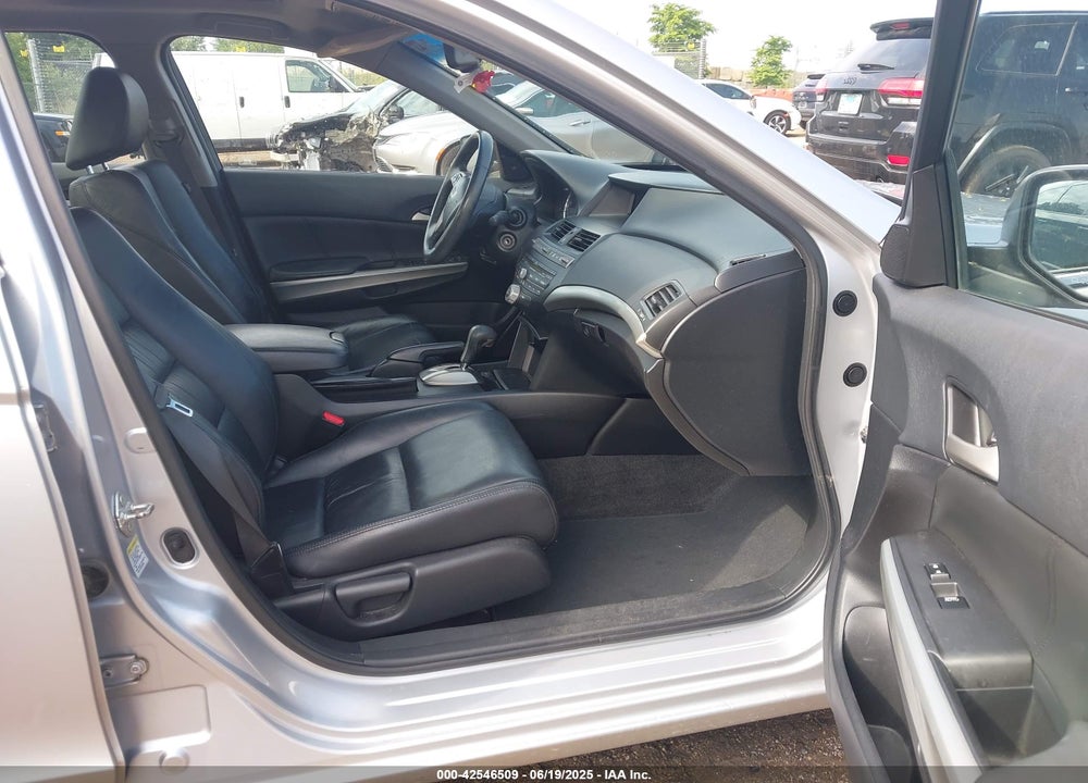 2010 HONDA ACCORD VIN: 1HGCP2F87AA051610
