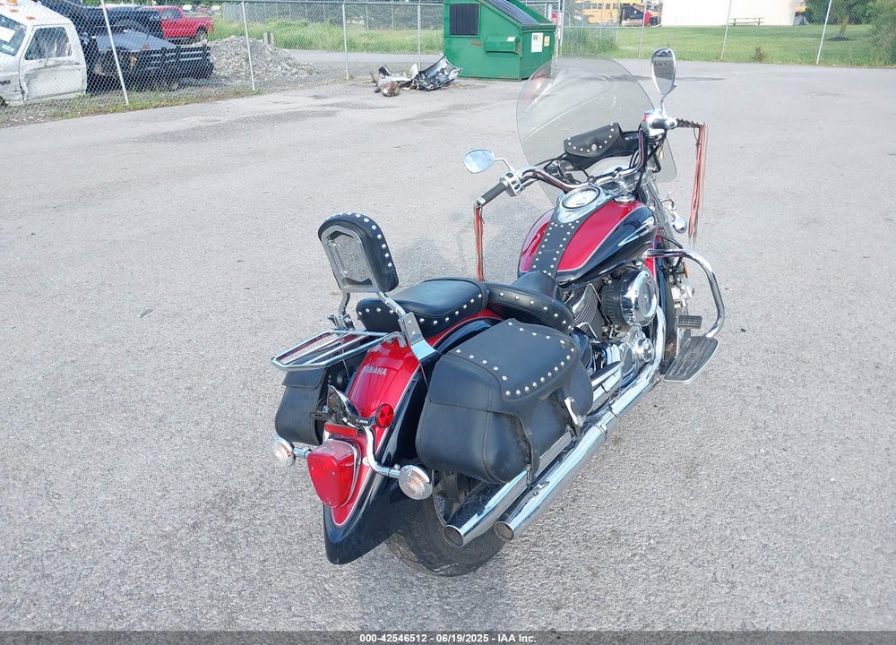 2005 YAMAHA XVS1100 A VIN: JYAVP11E95A061703