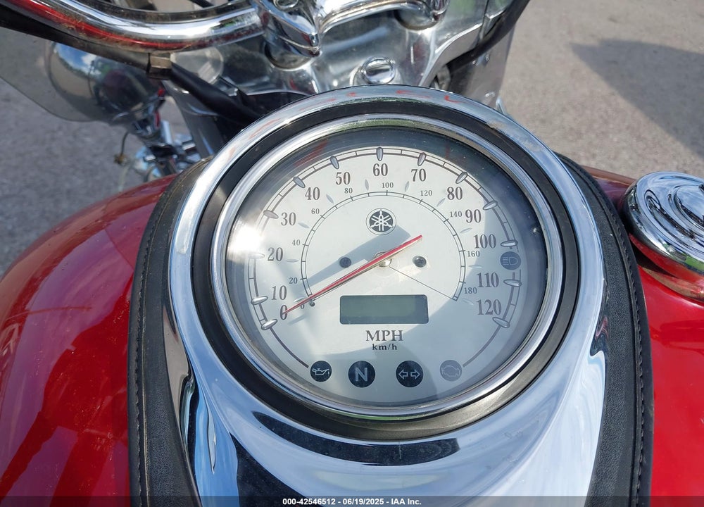 2005 YAMAHA XVS1100 A VIN: JYAVP11E95A061703