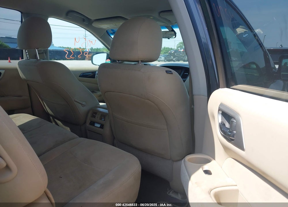 2014 NISSAN PATHFINDER HYBRID VIN: 5N1CR2MM4EC657008