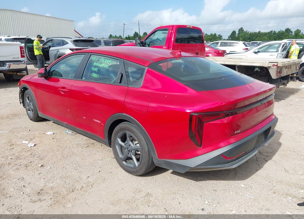 2025 KIA K4 VIN: 3KPFT4DE9SE085042
