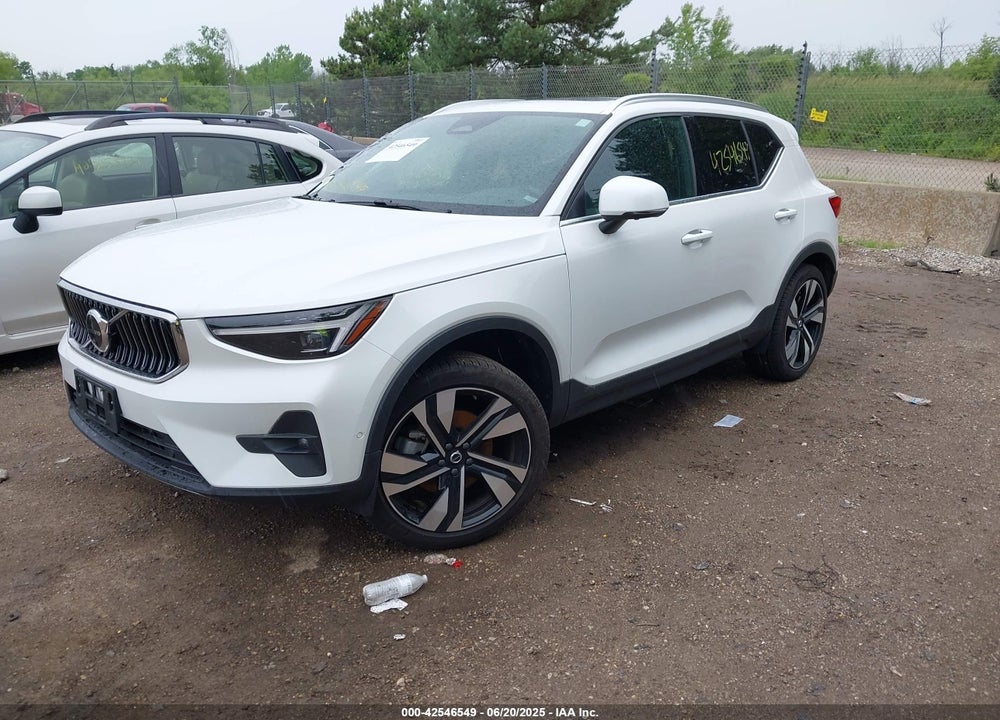 2024 VOLVO XC40 VIN: YV4L12UF8R2265543