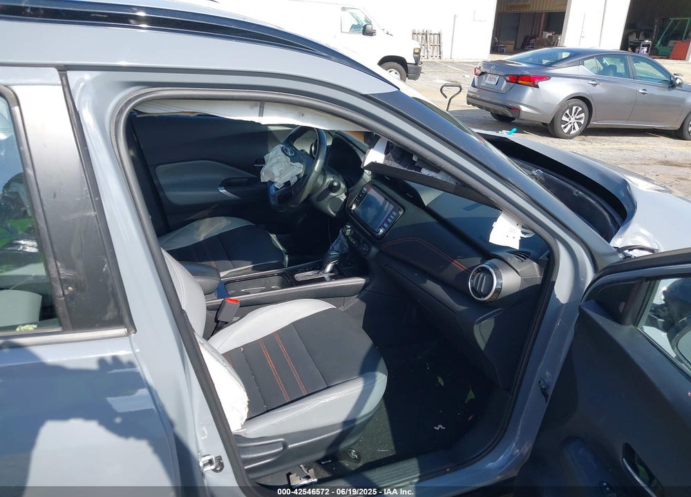 2023 NISSAN KICKS VIN: 3N1CP5DV7PL485586