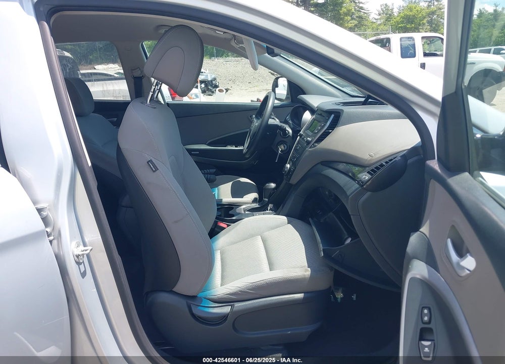 2015 HYUNDAI SANTA FE VIN: KM8SMDHF9FU114010