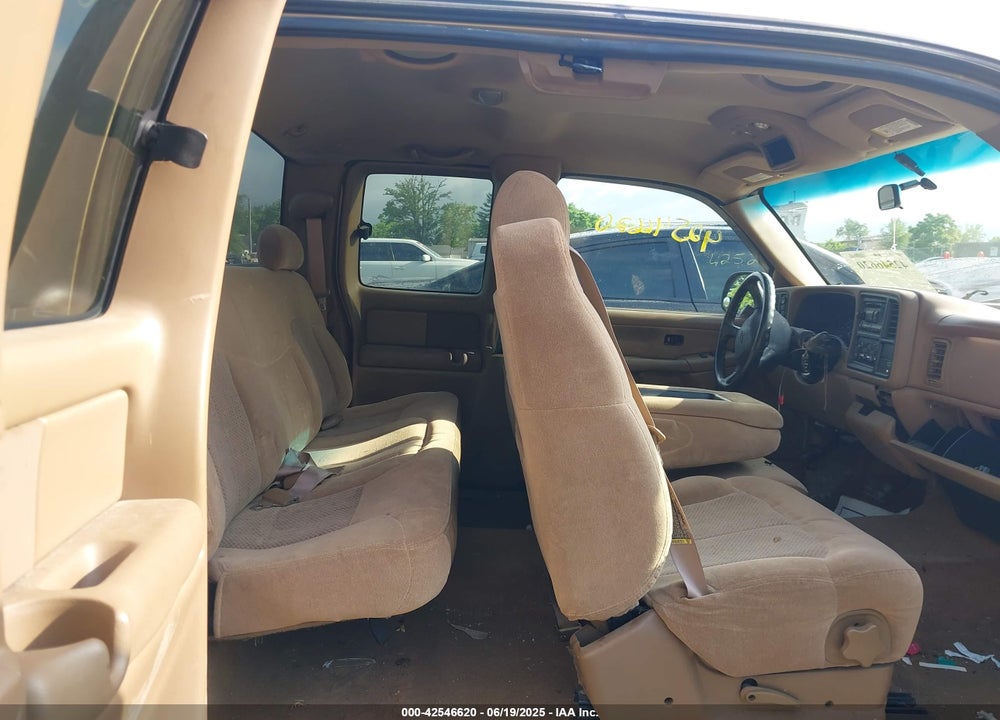2000 CHEVROLET SILVERADO 1500 LS VIN: 2GCEK19T5Y1295261