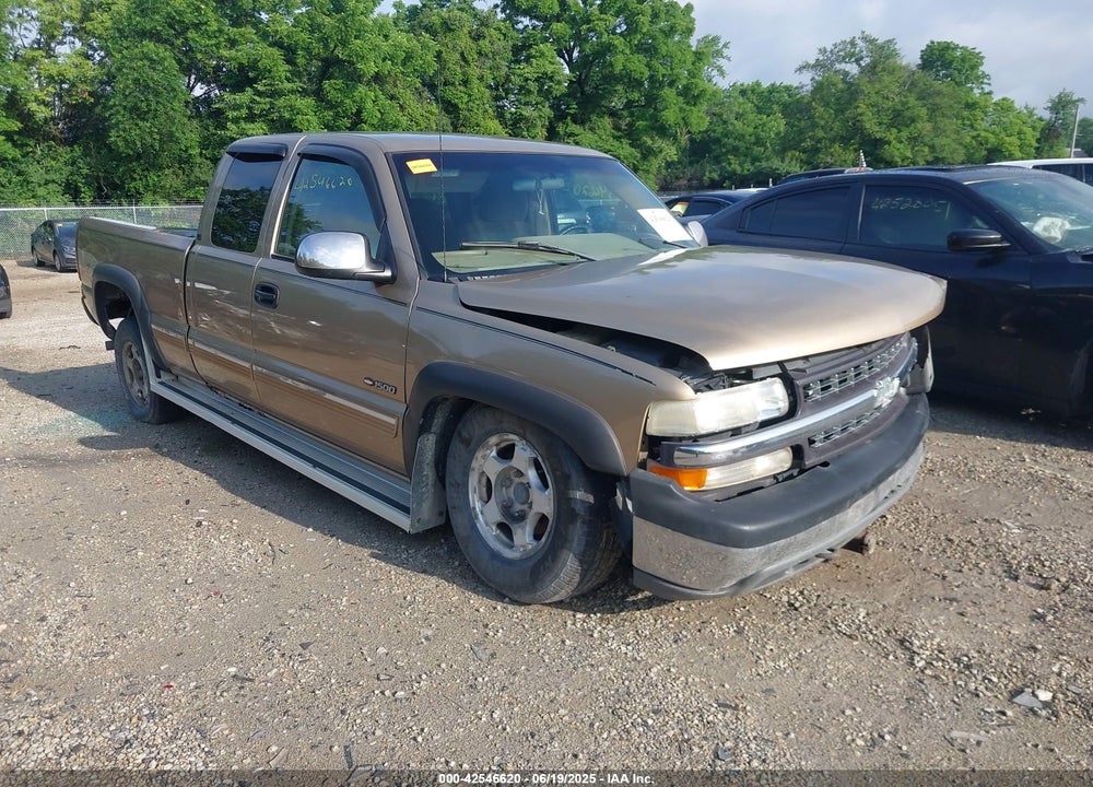 2000 CHEVROLET SILVERADO 1500 LS VIN: 2GCEK19T5Y1295261