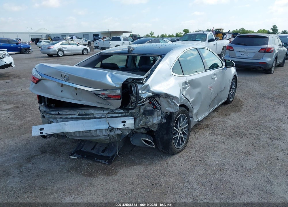 2018 LEXUS ES350 VIN: 58ABK1GG7JU095439