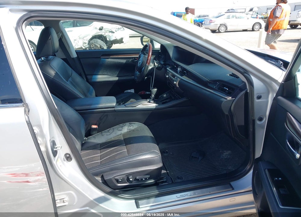2018 LEXUS ES350 VIN: 58ABK1GG7JU095439