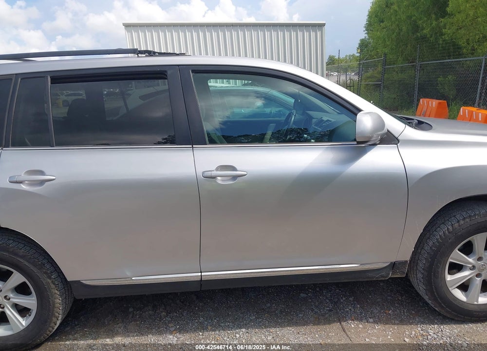 2013 TOYOTA HIGHLANDER VIN: 5TDZA3EHXDS038665
