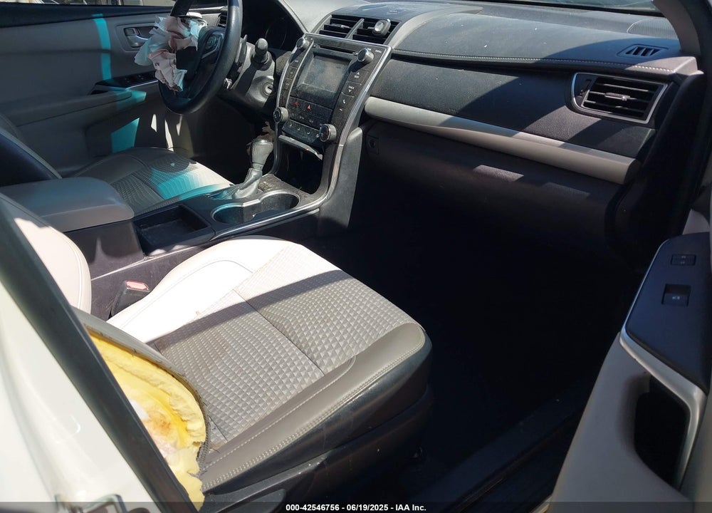 2015 TOYOTA CAMRY SE VIN: 4T1BF1FK1FU930489