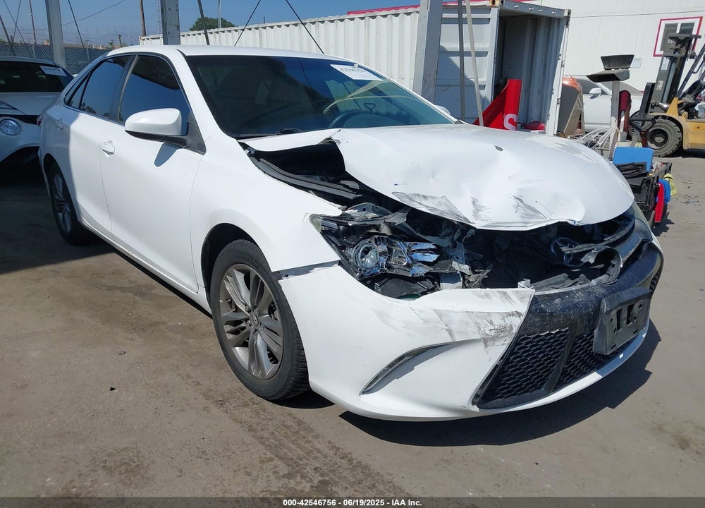 2015 TOYOTA CAMRY SE VIN: 4T1BF1FK1FU930489