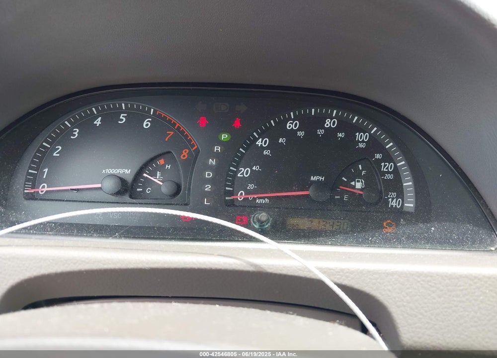 2002 TOYOTA CAMRY VIN: 4T1BE32K92U636823