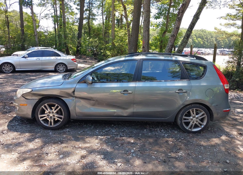 2010 HYUNDAI ELANTRA TOURING VIN: KMHDC8AE3AU050785
