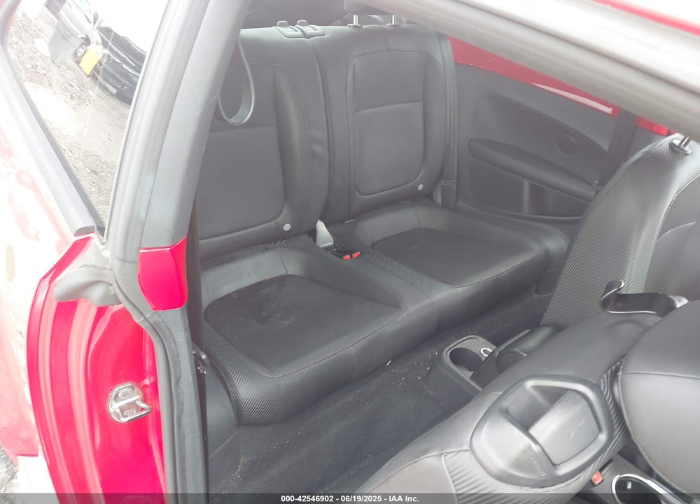 2012 VOLKSWAGEN BEETLE VIN: 3VWJX7AT4CM656279