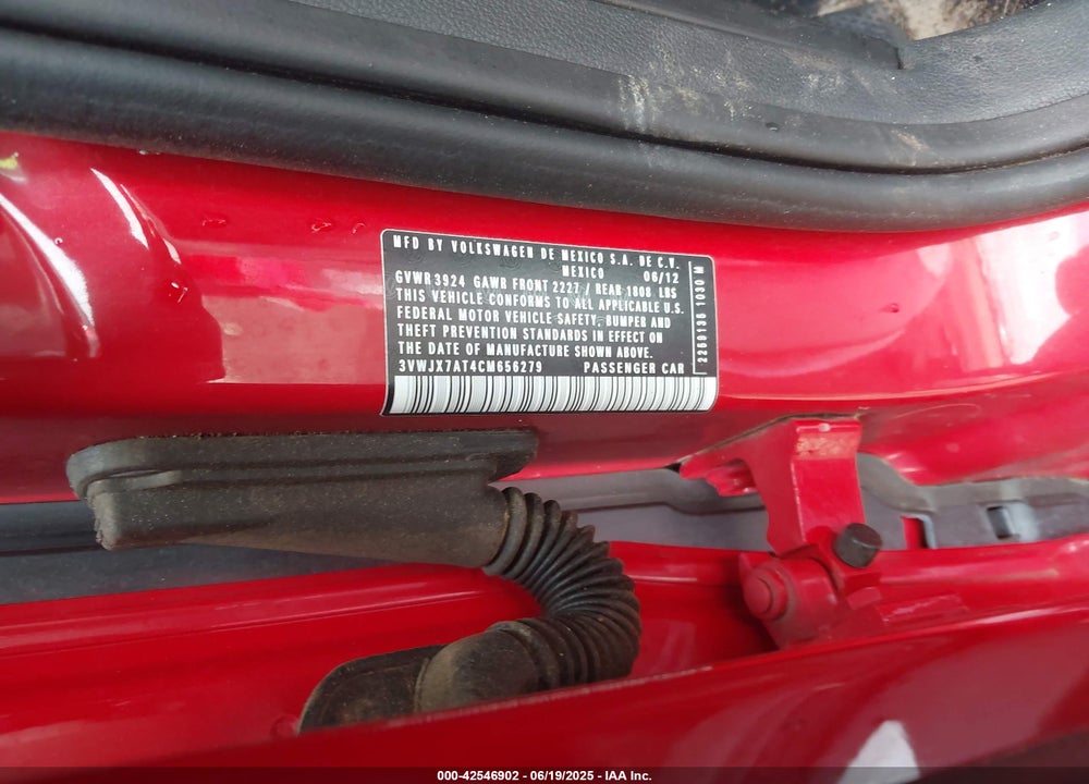 2012 VOLKSWAGEN BEETLE VIN: 3VWJX7AT4CM656279