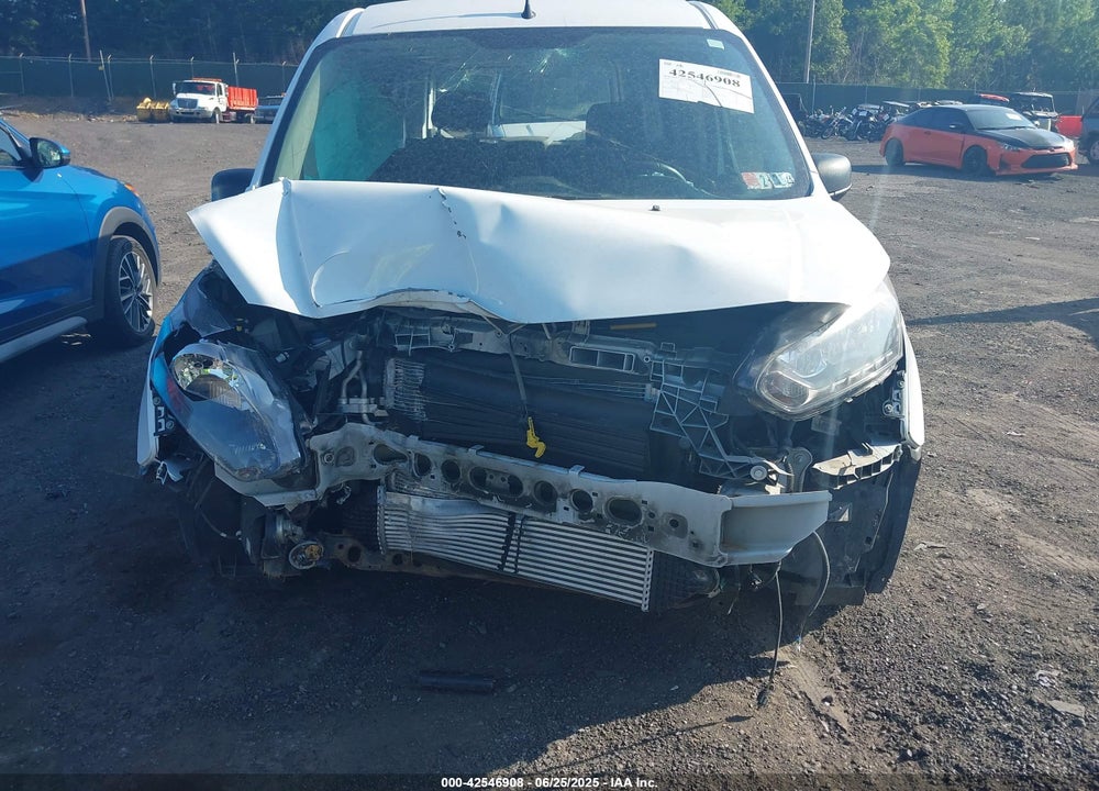 2015 FORD TRANSIT CONNECT XLT VIN: NM0LE7FX9F1181448