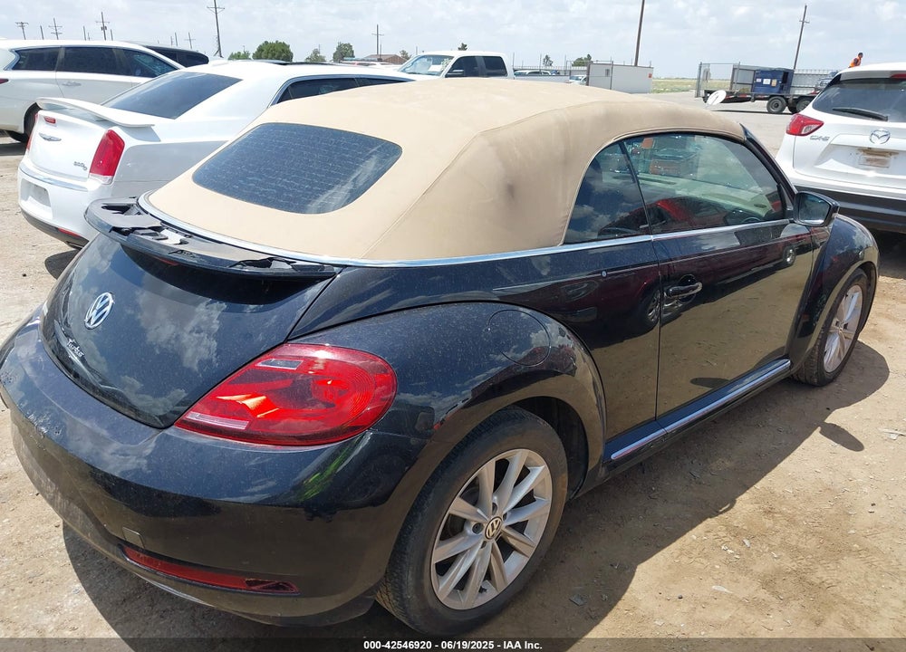 2017 VOLKSWAGEN BEETLE VIN: 3VW517AT4HM801086