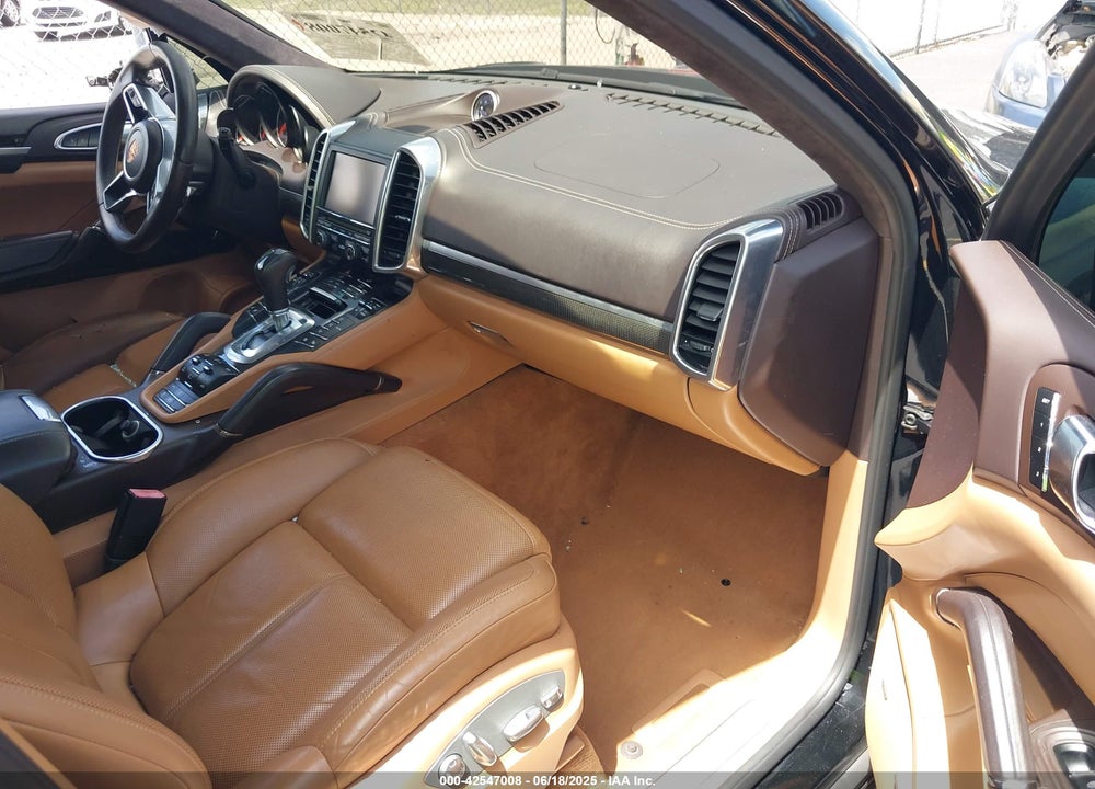 2016 PORSCHE CAYENNE VIN: WP1AD2A25GLA70430