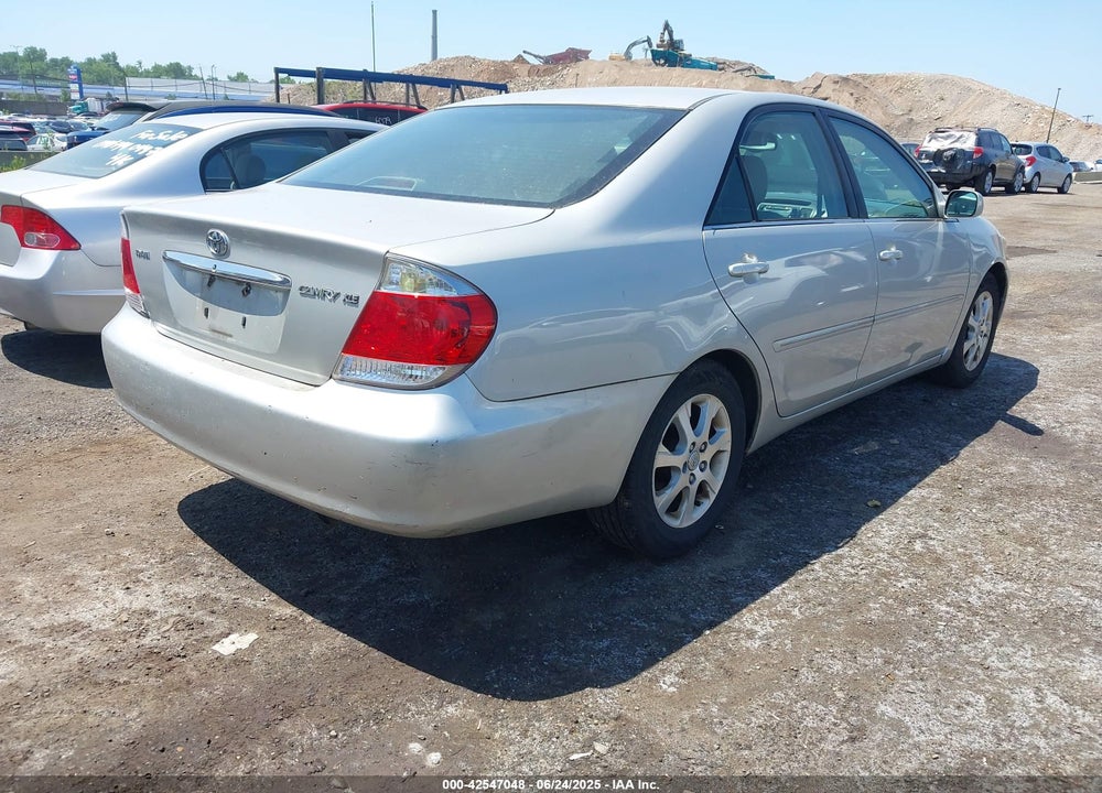 2005 TOYOTA CAMRY XLE VIN: 4T1BE30K75U059636