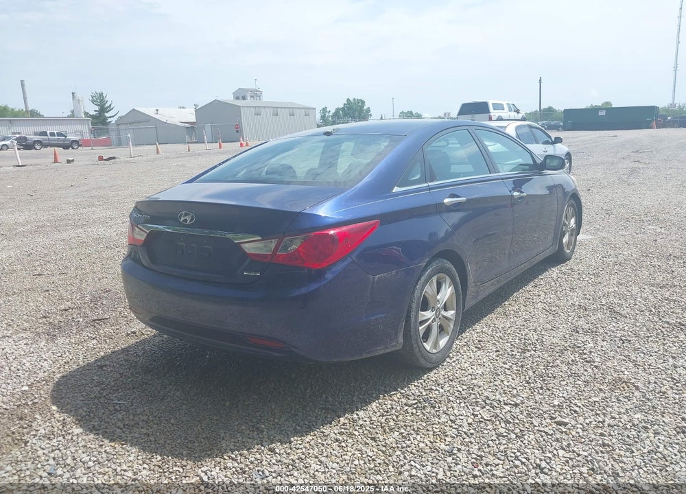 2011 HYUNDAI SONATA LIMITED VIN: 5NPEC4AC8BH020676