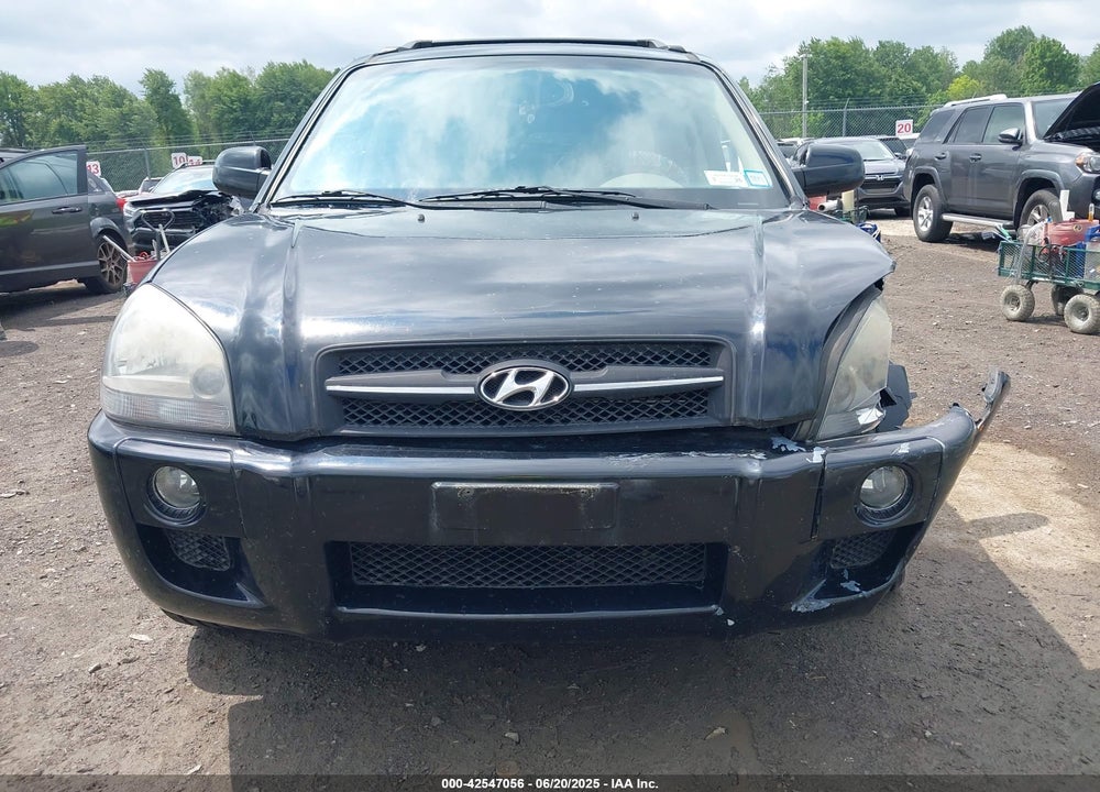 2008 HYUNDAI TUCSON VIN: KM8JN72D68U741588