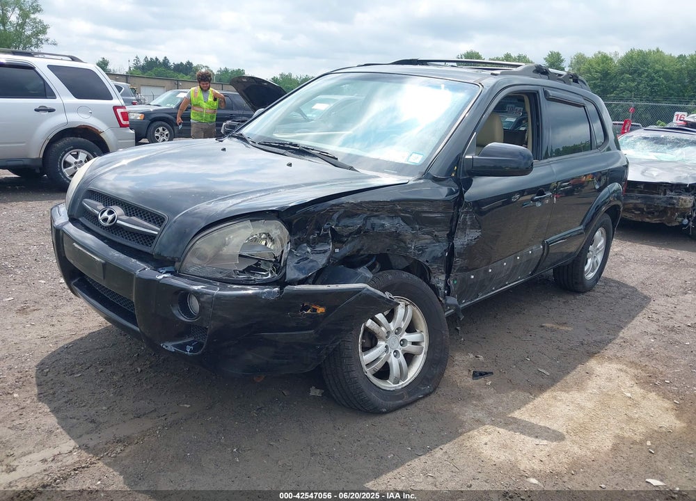 2008 HYUNDAI TUCSON VIN: KM8JN72D68U741588