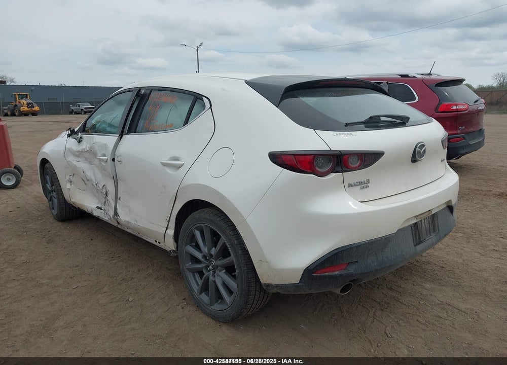 2021 MAZDA 3 HATCHBACK SELECT VIN: JM1BPBKL5M1339375