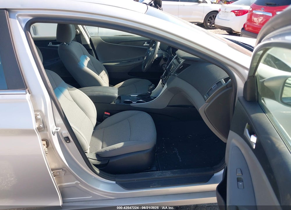 2012 HYUNDAI SONATA GLS VIN: 5NPEB4AC7CH341967