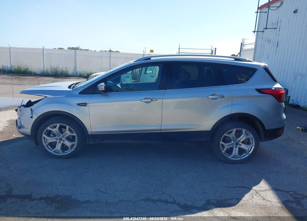 2019 FORD ESCAPE TITANIUM VIN: 1FMCU9J96KUB63813