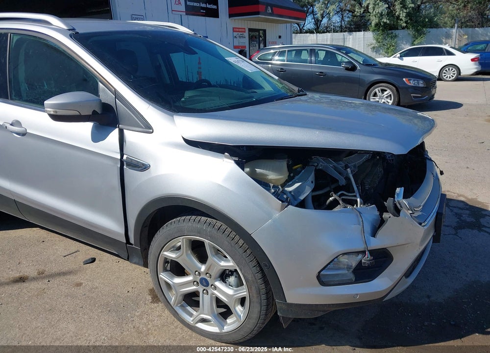 2019 FORD ESCAPE TITANIUM VIN: 1FMCU9J96KUB63813