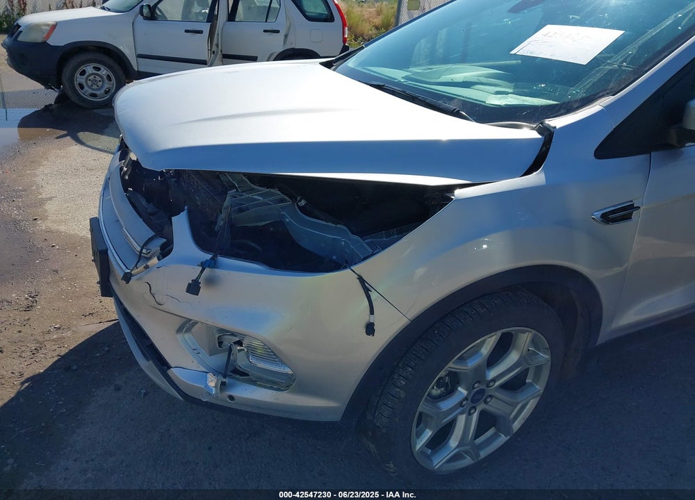 2019 FORD ESCAPE TITANIUM VIN: 1FMCU9J96KUB63813