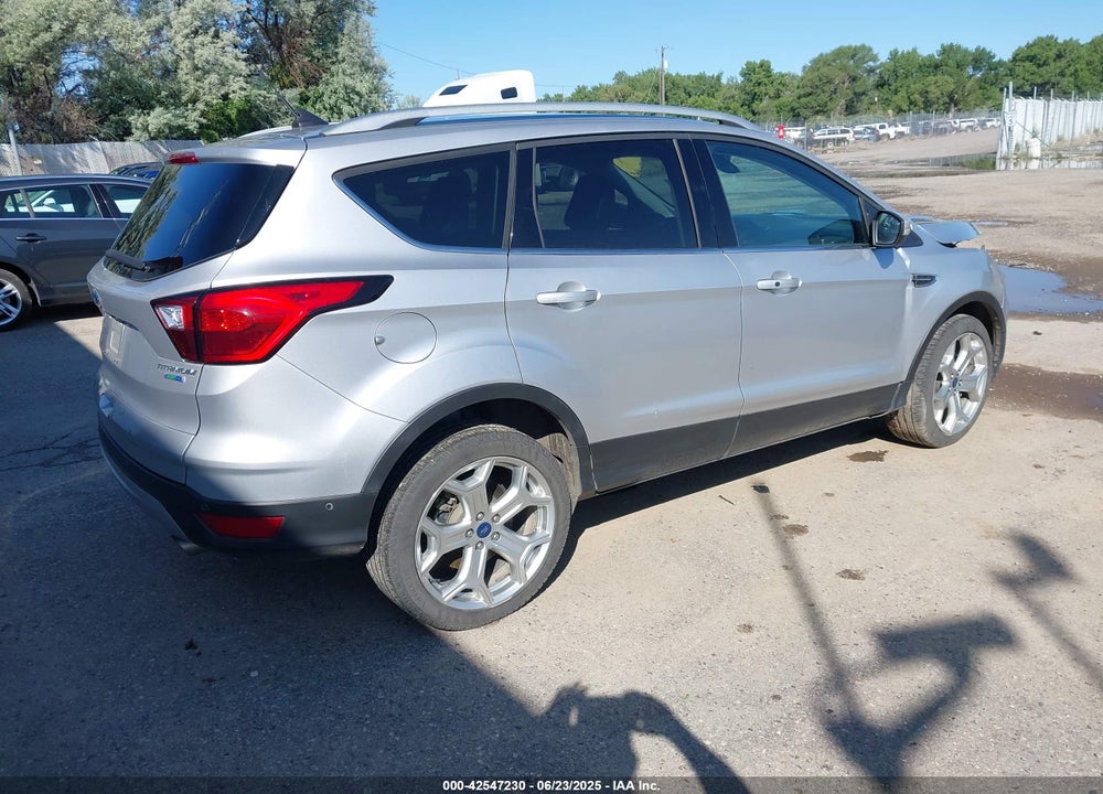 2019 FORD ESCAPE TITANIUM VIN: 1FMCU9J96KUB63813