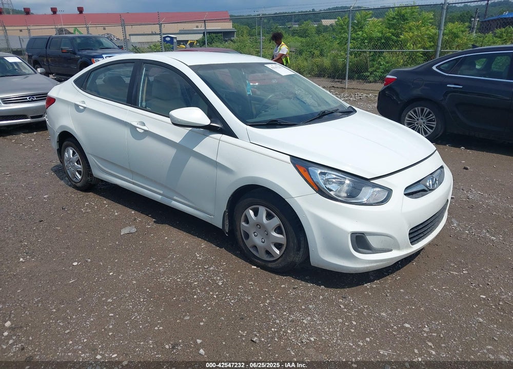 2013 HYUNDAI ACCENT GLS VIN: KMHCT4AE5DU584668