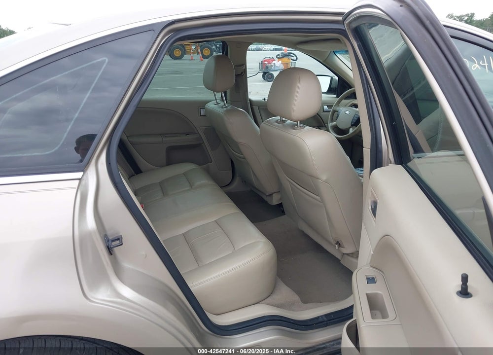 2006 FORD FIVE HUNDRED VIN: 1FAFP24146G154107