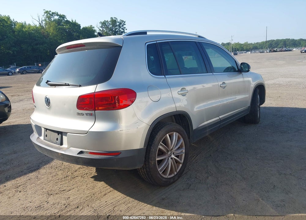 2014 VOLKSWAGEN TIGUAN VIN: WVGAV3AX2EW554773