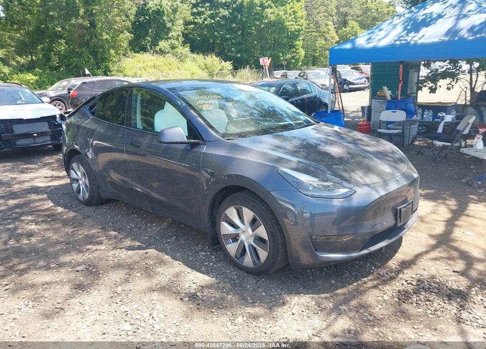 2023 TESLA MODEL Y AWD/LONG RANGE DUAL MOTOR ALL-WHEEL DRIVE VIN: 7SAYGAEE9PF916988