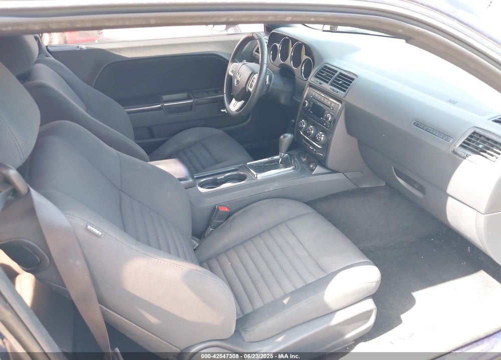 2013 DODGE CHALLENGER VIN: 2C3CDYAG8DH695247