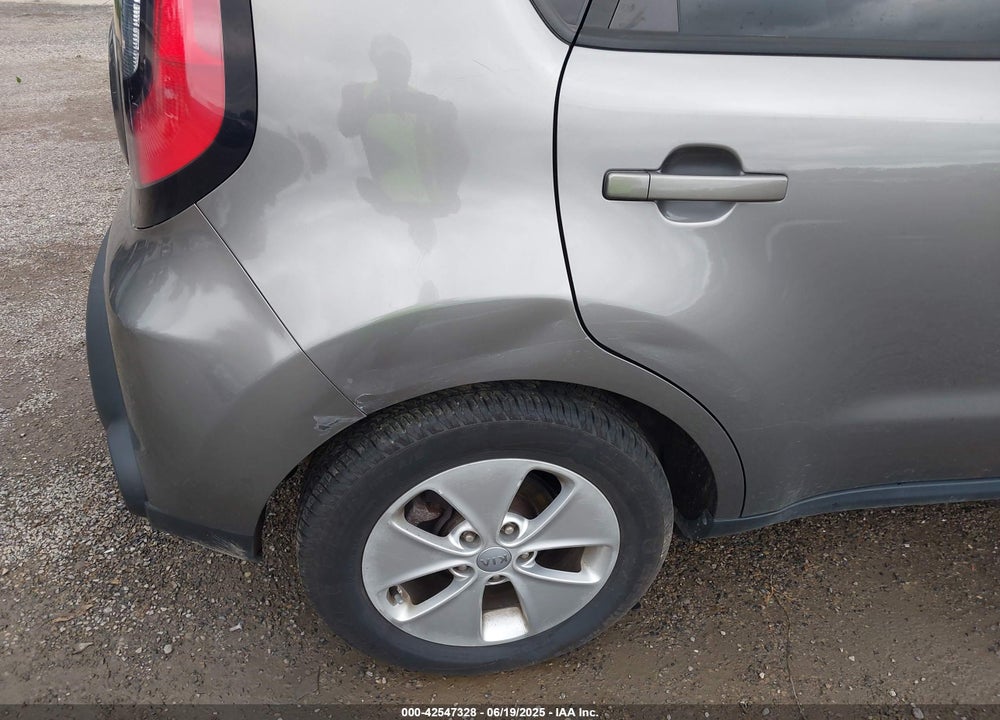 2015 KIA SOUL VIN: KNDJN2A20F7190965
