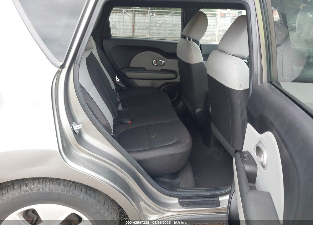 2015 KIA SOUL VIN: KNDJN2A20F7190965
