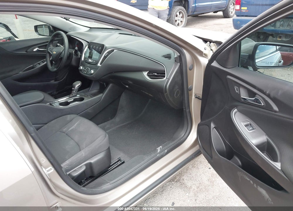 2025 CHEVROLET MALIBU VIN: 1G1ZG5STXSF137401
