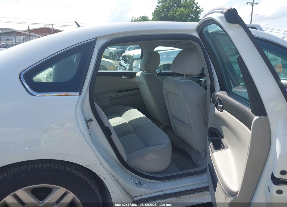 2011 CHEVROLET IMPALA LT VIN: 2G1WB5EK6B1245199